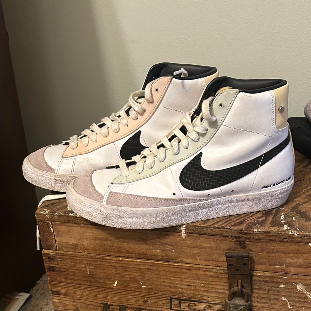 Nike Blazer Mid Sneakers in Black and White